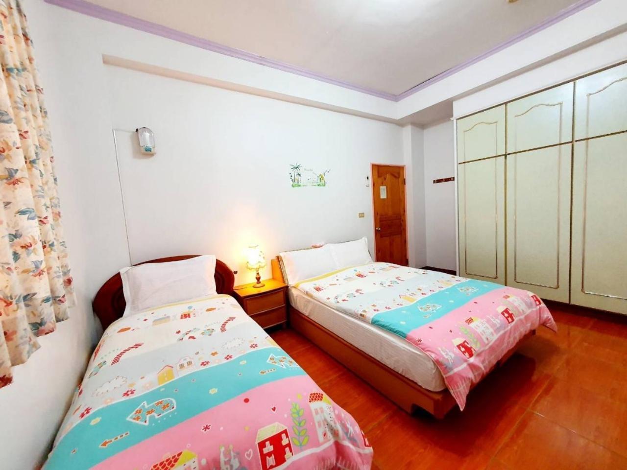 Yilan Xiang Feng Homestay Wujie Buitenkant foto