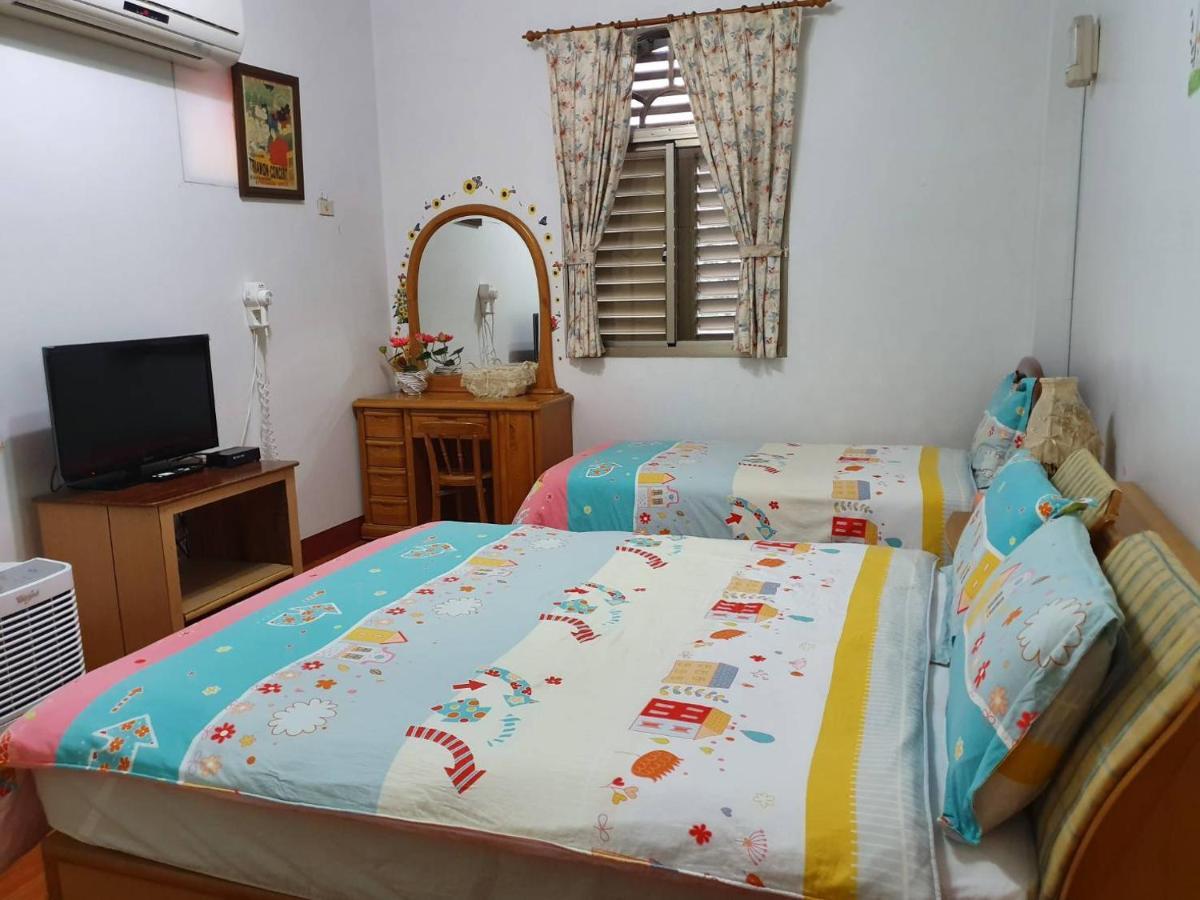 Yilan Xiang Feng Homestay Wujie Buitenkant foto